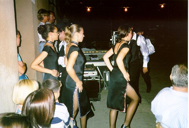 Presentaci�n de baile en Vilamitjana