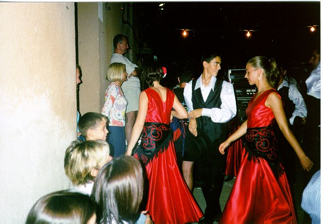 Presentaci�n de baile en Vilamitjana